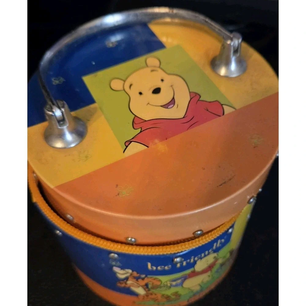 Vintage Winnie The Pooh & Friends Metal Tin Purse Lunch Pail 